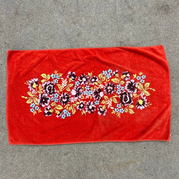 Vintage MCM Rust Orange Mod Retro Floral Small Bath Towel 22.5"x39" - Picture 1 of 6